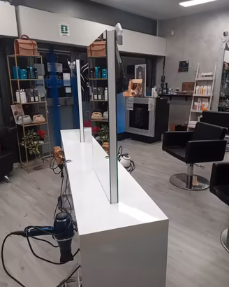 Tavolo postazione parrucchieri con Specchi