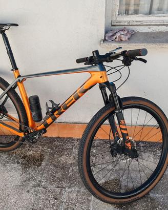 mountain bike Trek Procaliber 9.8