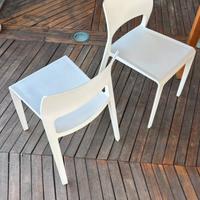 4 sedie Arper Juno bianche impilabili