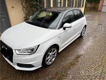 Audi A1 sportback S line 2017 unipro 110000 km