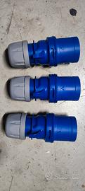 spina industriale blu da 220  230 volt