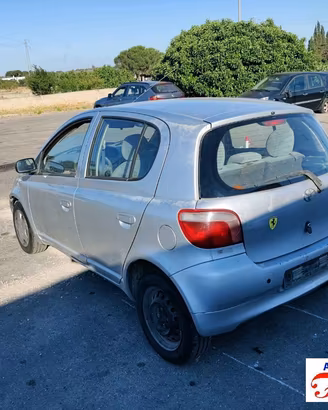 Toyota yaris p1 1.0 68cv 99-05 ricambi