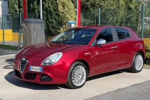 Alfa Romeo Giulietta 2.0 JTDm-2 140 CV Exclusive 2