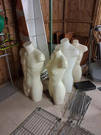 ganci espositori mensole manichini