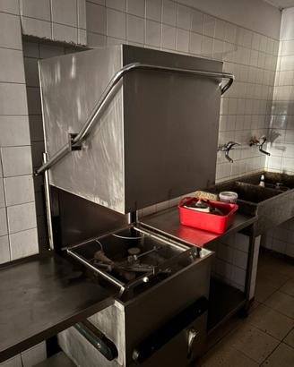 Lavastoviglie ristorante