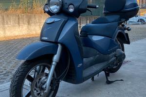 Scarabeo 250