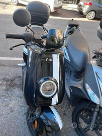 Moto NIU elettrica
