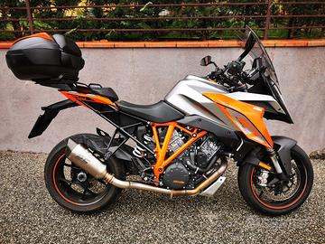 KTM superduke 1290 GT 2017