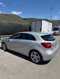 Mercedes classe A 180D 2017 cambio automatico