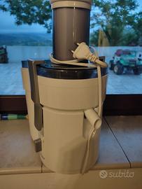 Centrifuga succhi di frutta e verdura 