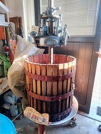 torchio 60- per uva idraulico 210 litri