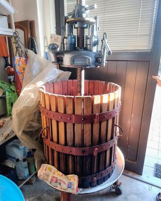 torchio 60- per uva idraulico 210 litri