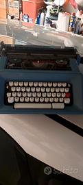 vecchia macchina da scrivere olivetti