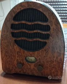 riproduzione antica radio