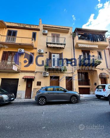 Duplex ristrutturato Casteldaccia centro (AM/22)