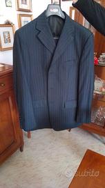 Vestito estivo completo uomo .