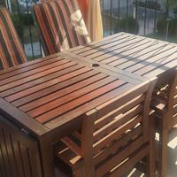 tavolo e sdraio in legno da esterno