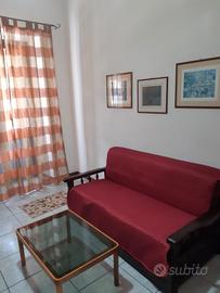 Piano tavola centro bilocale arredato