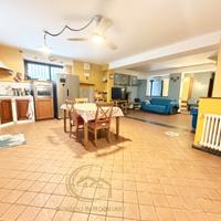 Versatile villa a schiera a Giarre