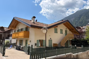 3 LOCALI A CARISOLO