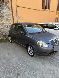 Lancia ypsillon 1,2GPL 2011 revisione ok.