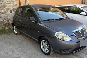Lancia ypsillon 1,2GPL 2011 revisione ok.