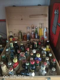 Collezione bottiglie mignon liquori