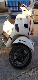 Piaggio Vespa 50 LX - 2012