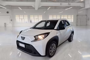 TOYOTA AYGO X 1.0B 72 CV ACTIVE S-CVT SUV