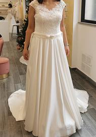 abito da sposa in raso