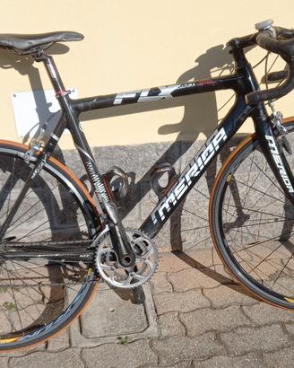 Bici da corsa MERIDA scultura Limited in carbonio