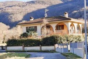 Immobile in asta di 225 m² con 4 locali a San Leon