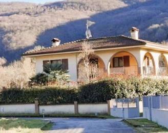 Immobile in asta di 225 m² con 4 locali a San Leon