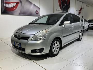 Toyota Corolla Verso 2.2 d-4d Sol 136cv N1 5p...