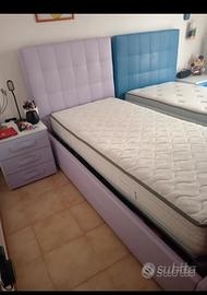 letto singolo  con comodino abbinato e materassi 