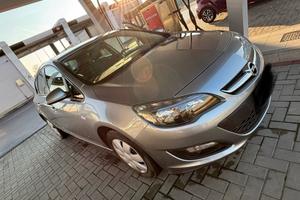 Opel Astra J