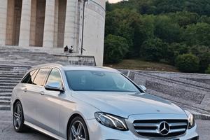 Mercedes E220 AMG