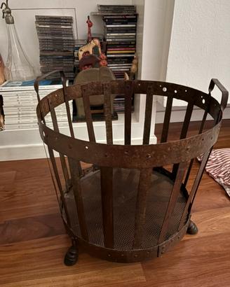 Cesto contenitivo Vintage in ferro battuto con sac