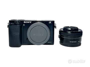 Sony Alpha A6000 + Sony 16-50mm (GARANZIA 2 ANNI)