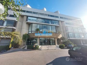 Locale commerciale r.siciliana palezzo orchidea