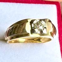 Anello uomo con Diamante ct 0,38 oro 18 kt