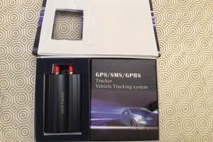 Localizzatore GPS per autoveicoli