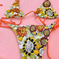 Bikini con copricostume