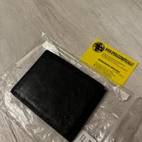 Portafoglio in vera pelle nero con porta tesserino