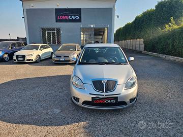 Lancia Ypsilon 1.2 Oro Bianco