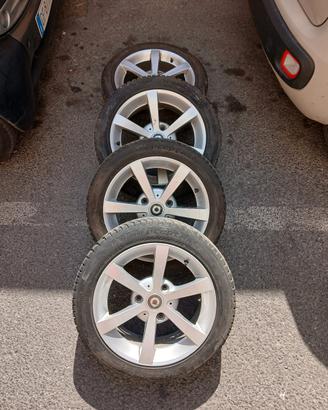 cerchi con gomme smart 451