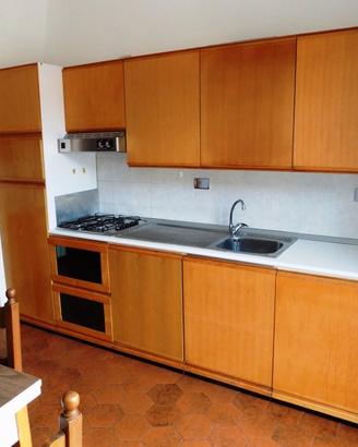 Bilocale arredato con balcone
