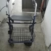 Trasportino per anziani