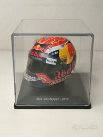 1:5 Casco Verstappen 2017 Red Bull - Spark