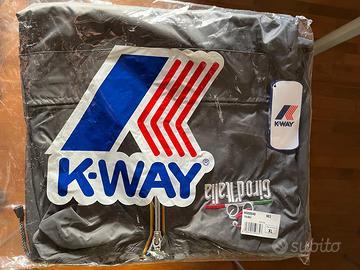 Giro d'Italia KWAY_Poncho staff